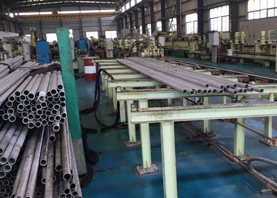 Cs 이음새가 없는 관 ASME SA 53 급료 B API 5L 급료 B DIN17175 1.013 1.0405