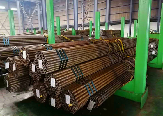 ASTM A210 보일러 탄소 강철 이음새가 없는 관 벽 간격 0.8mm - 15mm