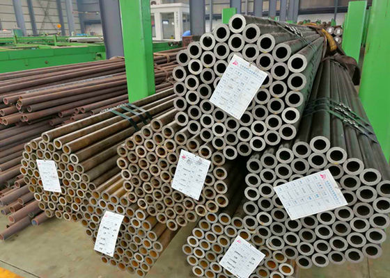 ASTM A179 ASME SA179 이음새가 없는 보일러관 GR GR C 기름 복각 표면 치료