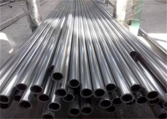 반대로 Corrision 검정 회화 합금 강철 이음새가 없는 관 ASTM A335