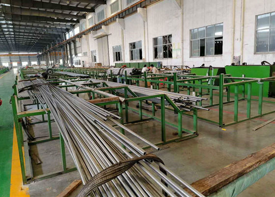 긴 스테인리스 이음새가 없는 관 높은 경도 ASTM A312 ASME SA312
